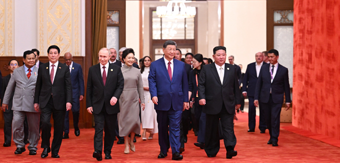 纪念中国人民抗日战争暨世界反法西斯战争胜利80周年招待会在京隆重举行 习近平发表重要讲话